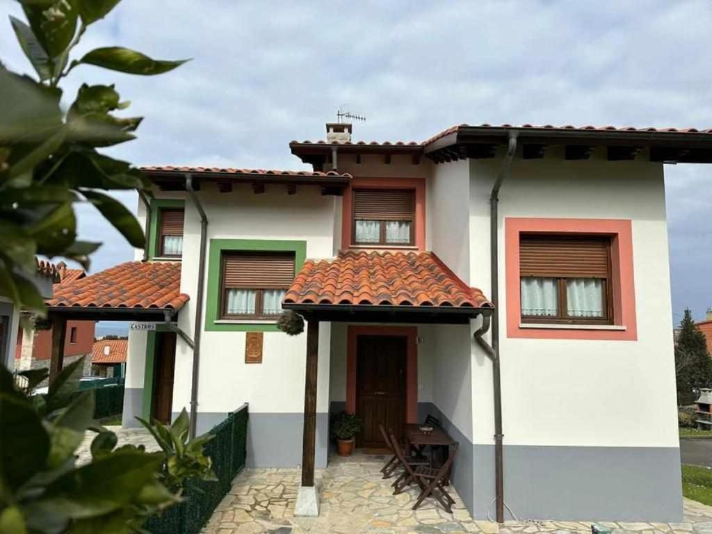 Los Castros Apartamentos Rurales A Llames de Pría Exteriör bild